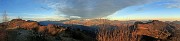 84 Dal Pizzo Cerro tramonto verso il Castel Regina e le Orobie